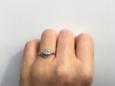 Bague en or 18 carats d'Angleterre vers 1910
