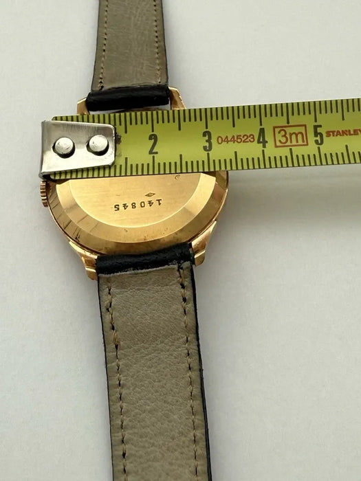 Montre Jaeger-Lecoultre Automatic en or 18 Carats 750/1000 40,25 grammes