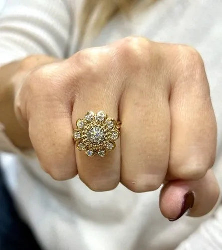 Bague en or jaune et diamants