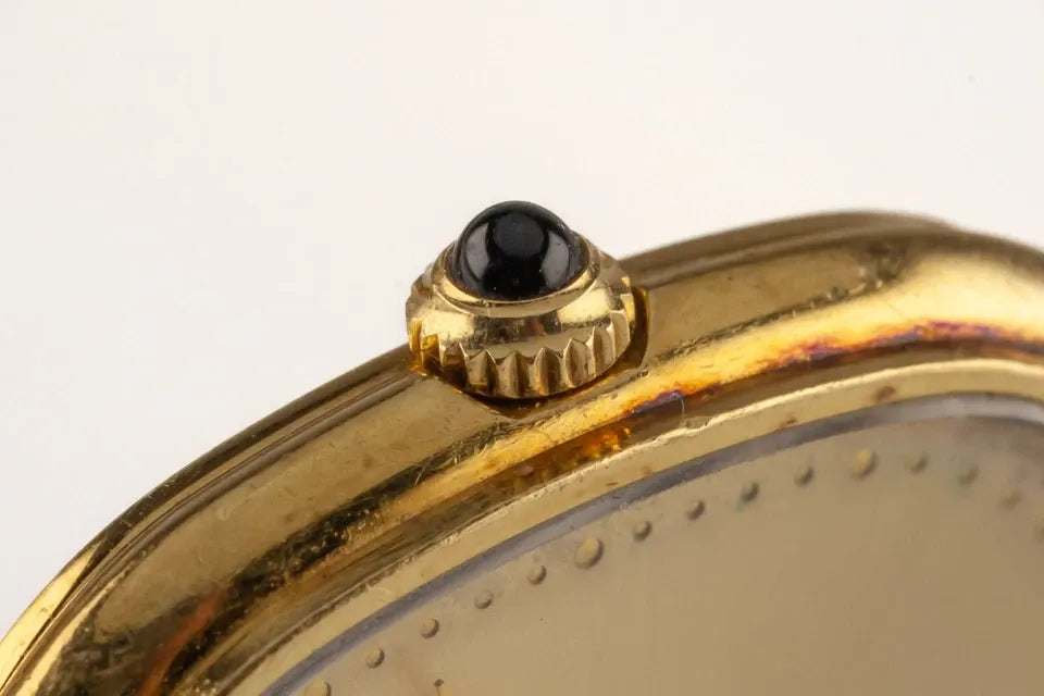 Montre à quartz femme Concord en or jaune 18 carats avec bracelet cuir