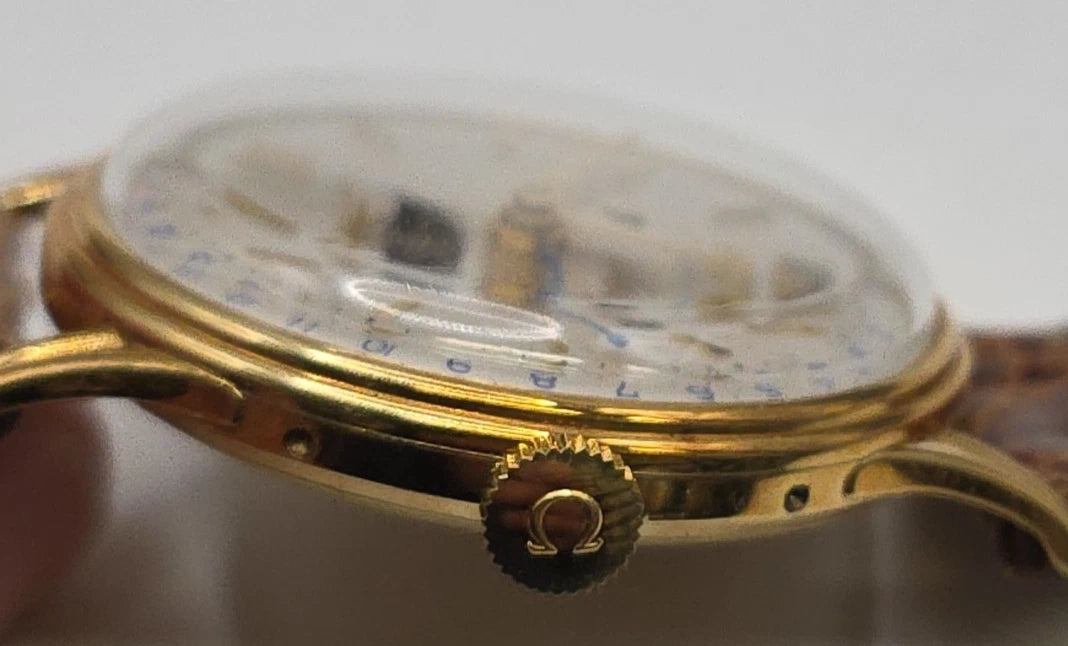 Montre Omega Cosmic Triple date 381 Fases de Lune or 18k  années 50