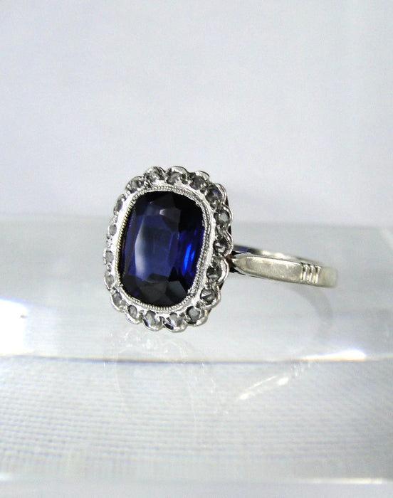 BAGUE POMPADOUR  18K PLATINE SAPHIR DIAMANTS