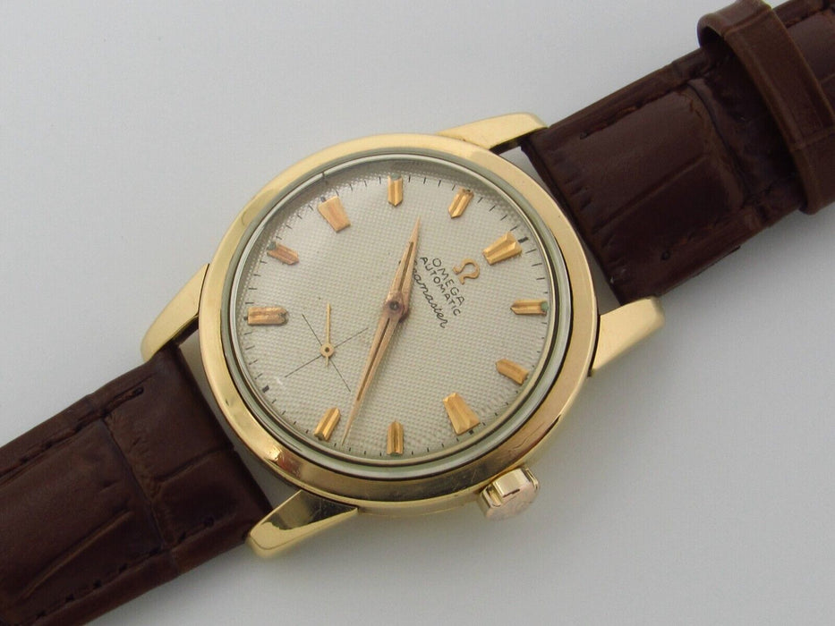 Montre automatique Omega Seamaster or jaune massif 18 carats
