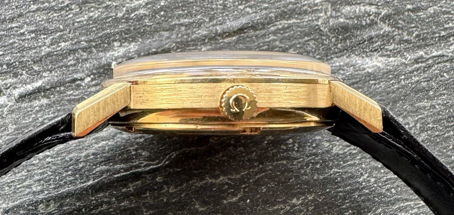 MONTRE-BRACELET AUTOMATIQUE VINTAGE OMEGA CONSTELLATION