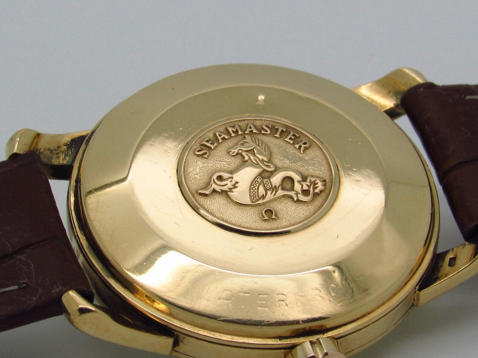Montre automatique Omega Seamaster or jaune massif 18 carats