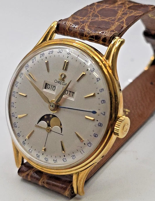 Montre Omega Cosmic Triple date 381 Fases de Lune or 18k  années 50