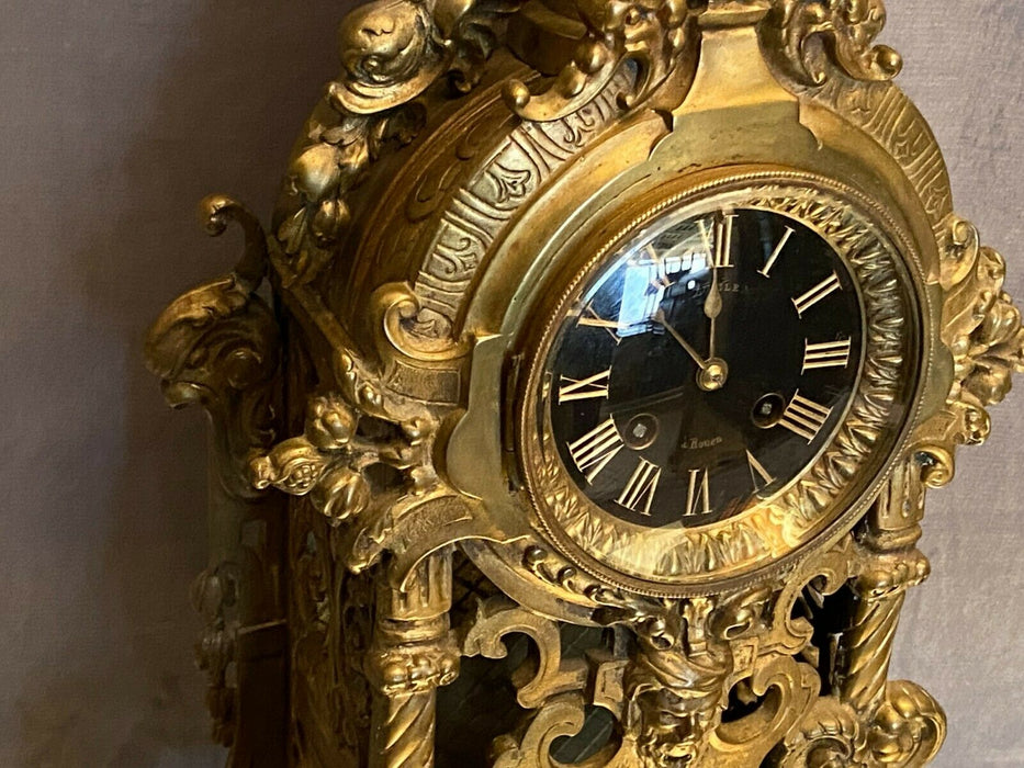 Magnifique pendule en bronze XIXème siècle