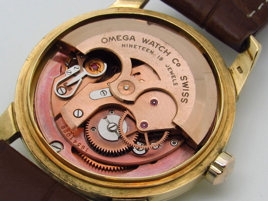 Montre automatique Omega Seamaster or jaune massif 18 carats