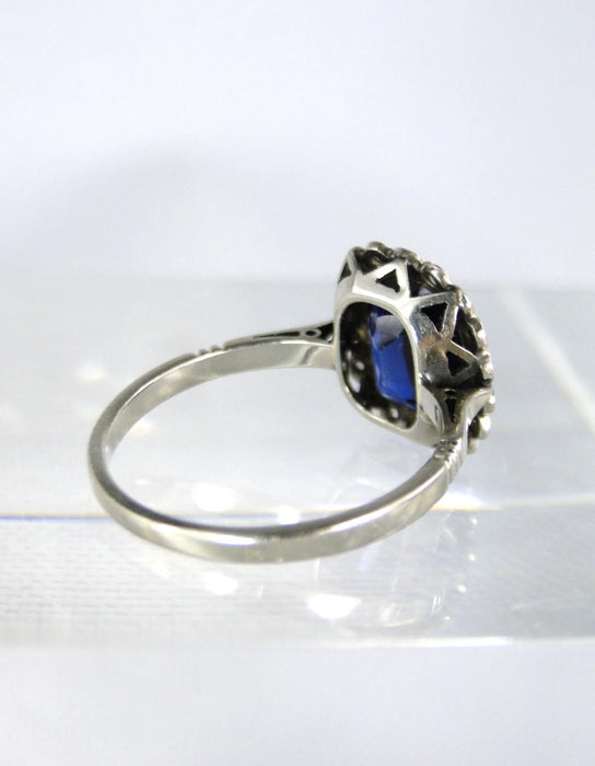 BAGUE POMPADOUR  18K PLATINE SAPHIR DIAMANTS