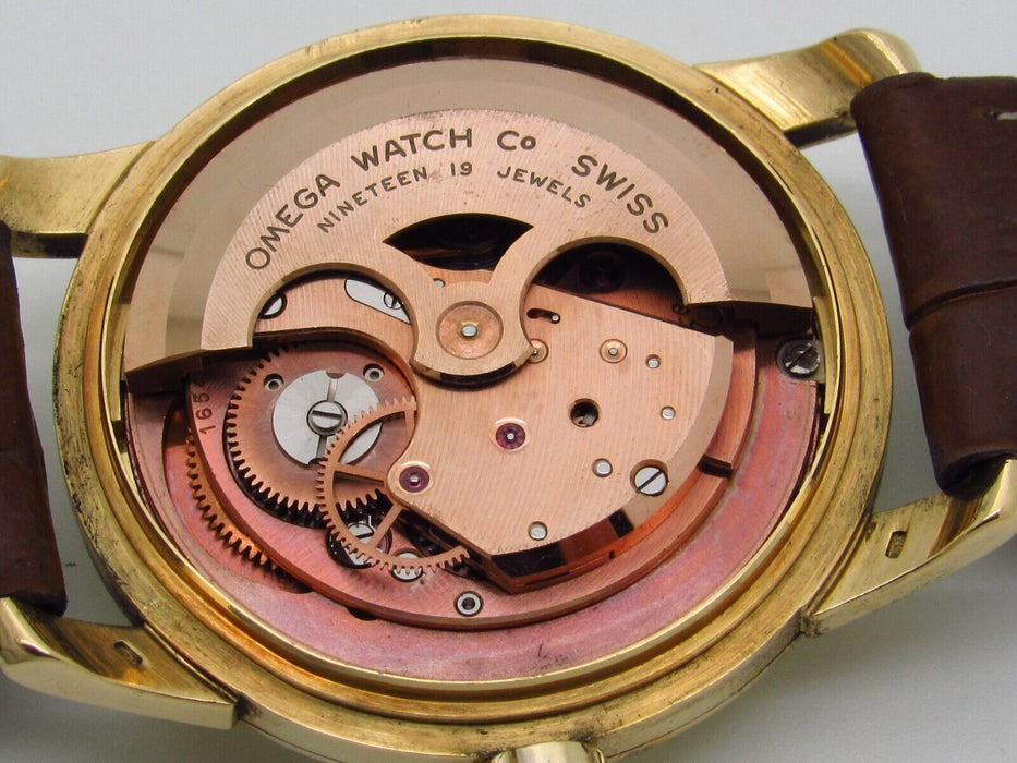 Montre automatique Omega Seamaster or jaune massif 18 carats