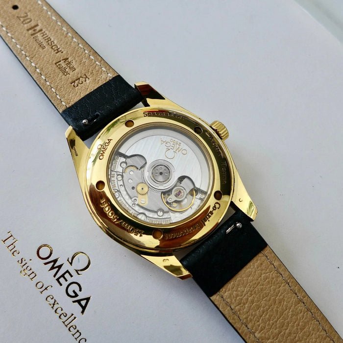 MONTRE OMEGA SEAMASTER AQUA TERRA EN OR MASSIF 18 CARATS