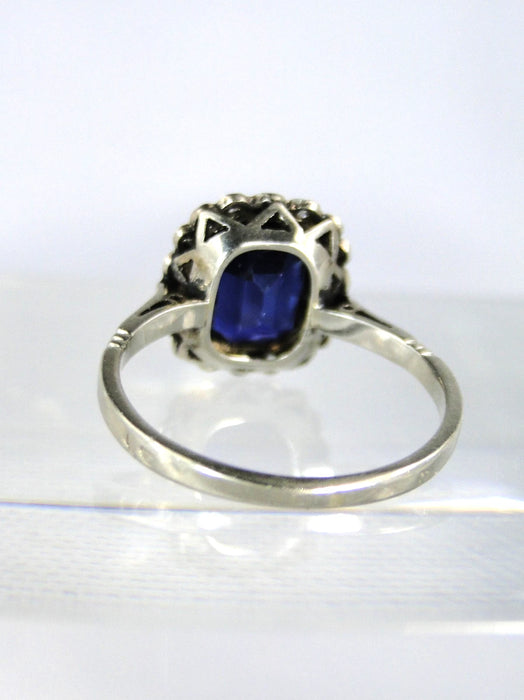 BAGUE POMPADOUR  18K PLATINE SAPHIR DIAMANTS